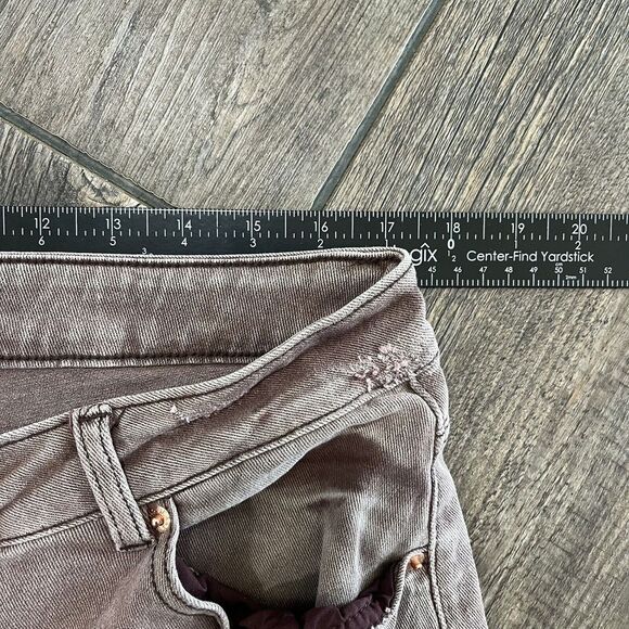 People Sz 8 34x31 Distressed Faded Stretchy High Waisted Flared Button Fly Wide - Picture 3 of 8